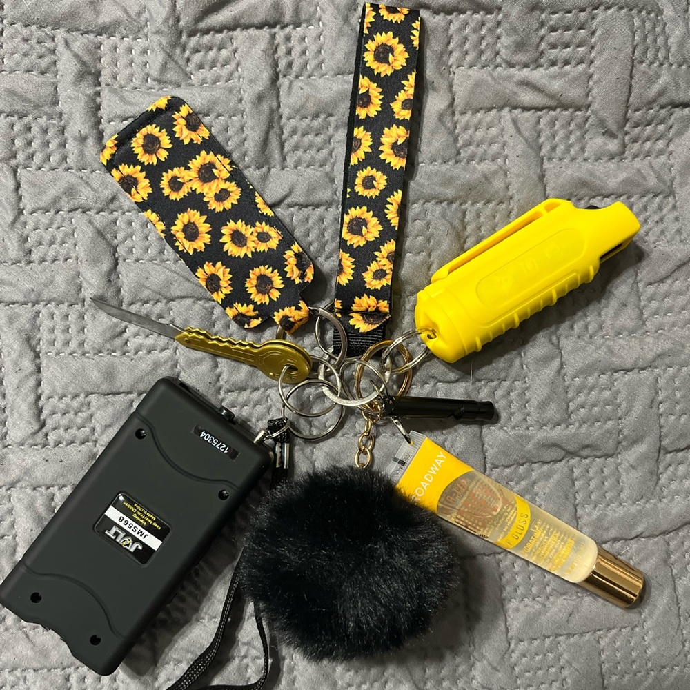Women’s Essentials Wristlet - Sunflowers in a Black Field